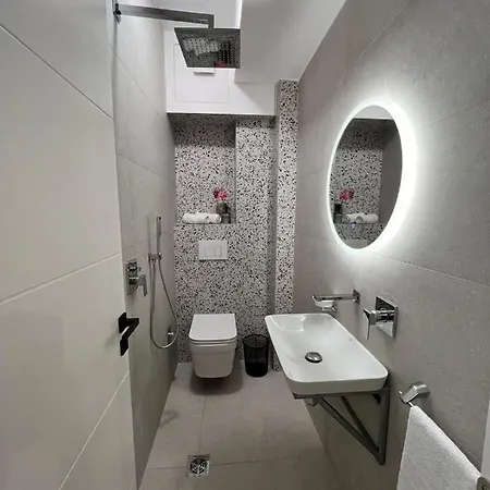 Center Lovely Apartament Shkoder