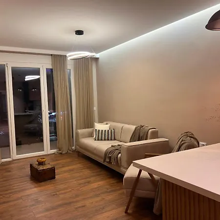 Center Lovely Apartament Shkoder