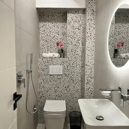 Center Lovely Apartament Shkoder